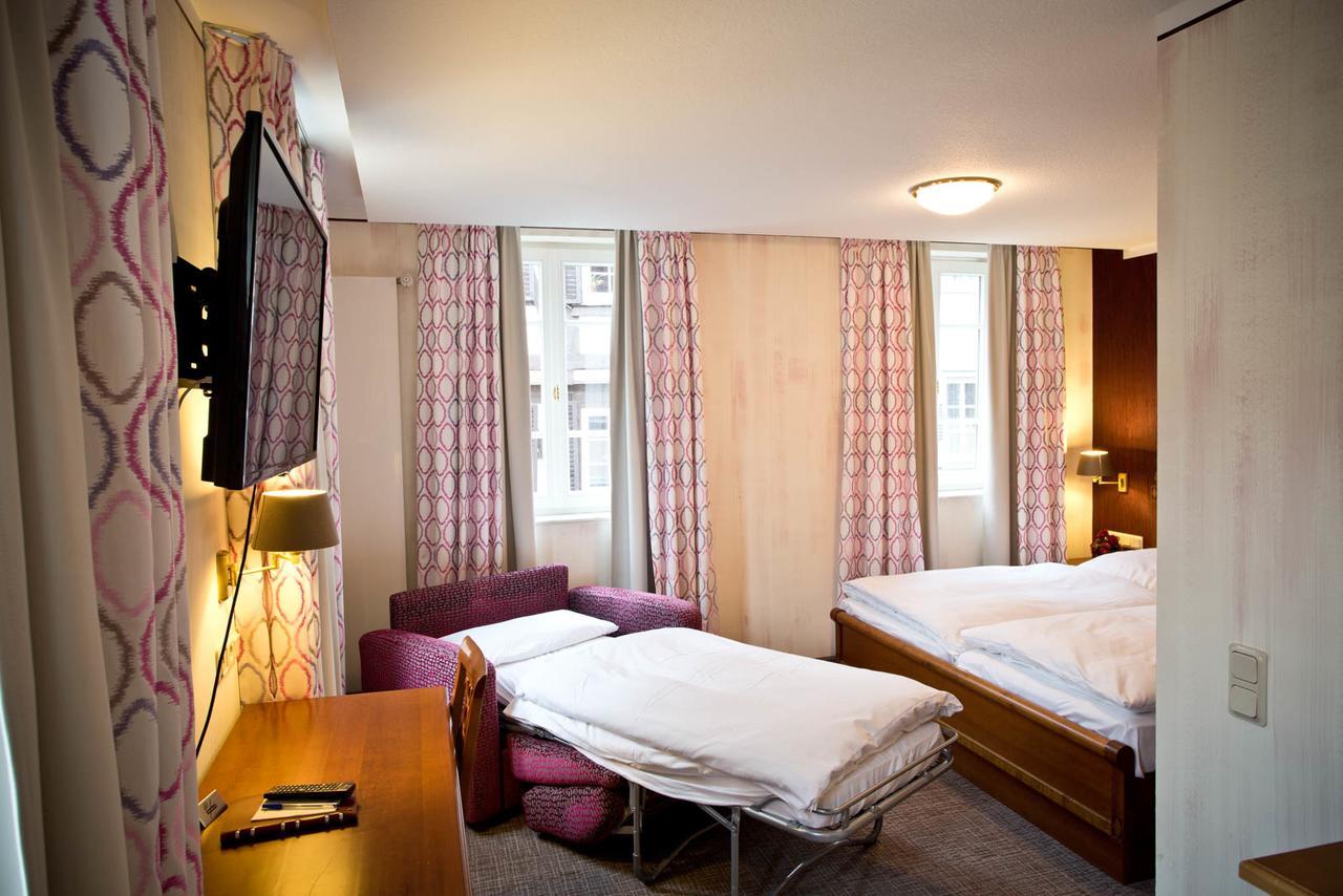 Hotel Karpfen Eberbach  Exteriör bild